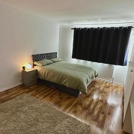 Cozy Home In A Peaceful Area 헤이스 외부 사진